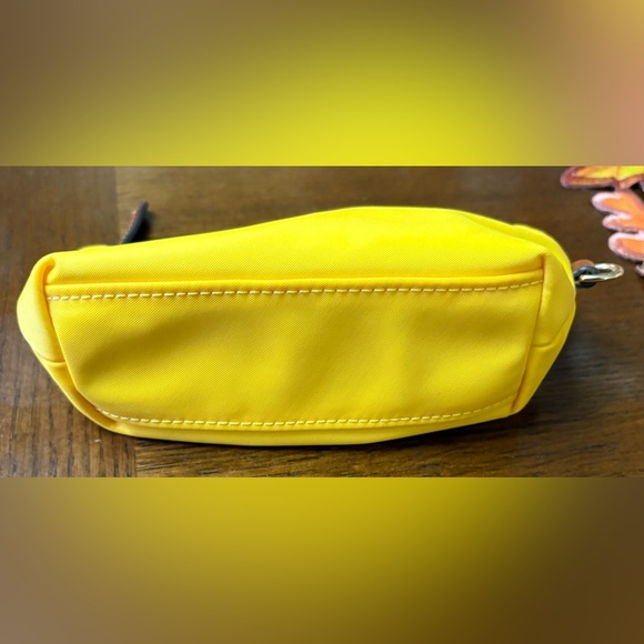 Dooney & Bourke Vintage Yellow Nylon and Leather trim accessory/cosmetic bag - Picture 4 of 7